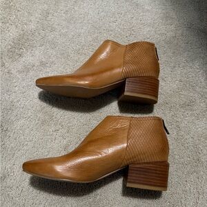NEW Anthropologie Silent D Tan Leather Ankle Booties, 36